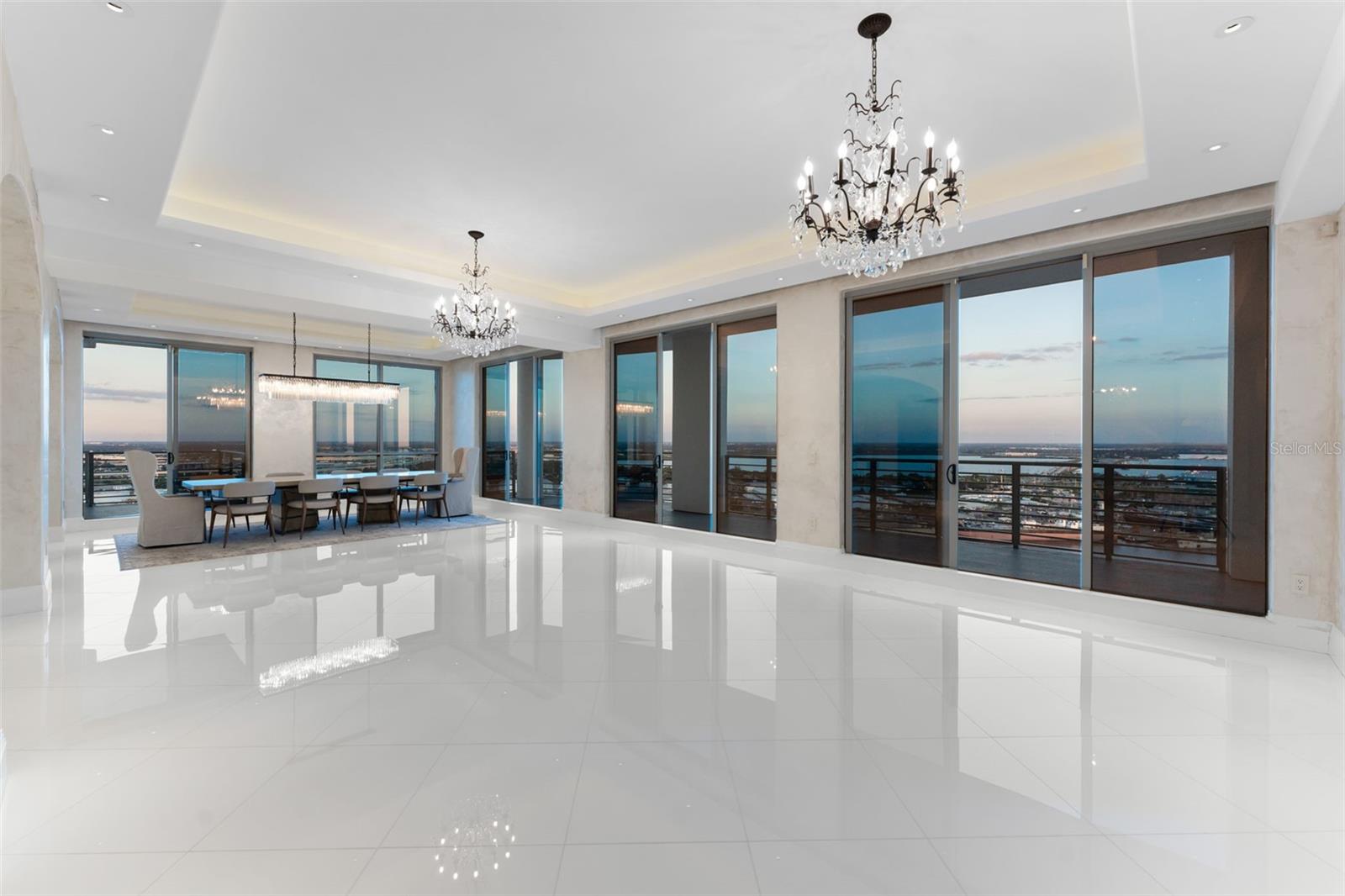 Image 9 of 68 For 1209 Cumberland Avenue 2802