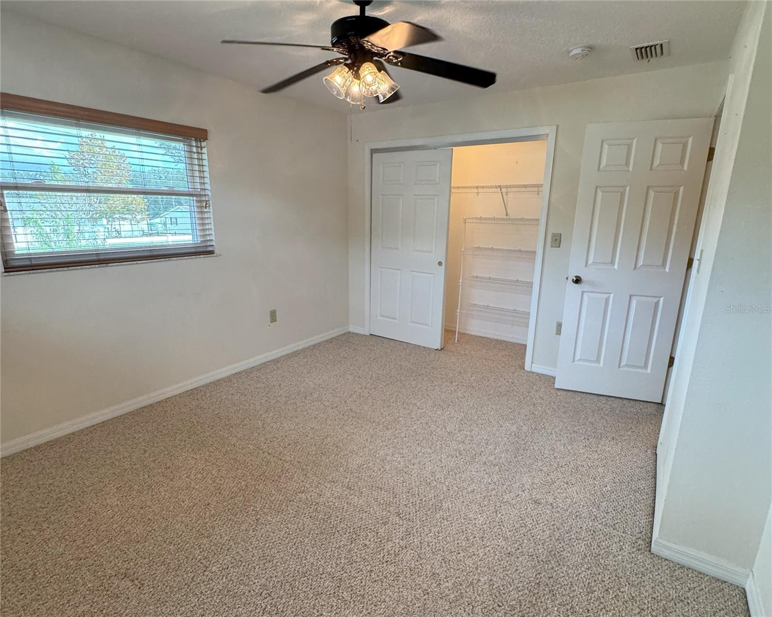 Image 18 of 34 For 37116 Nicole Avenue
