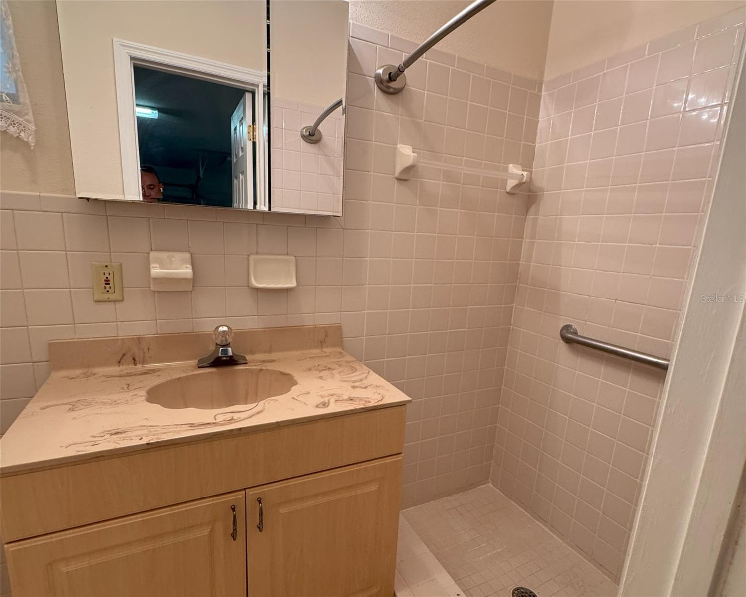 Image 19 of 34 For 37116 Nicole Avenue