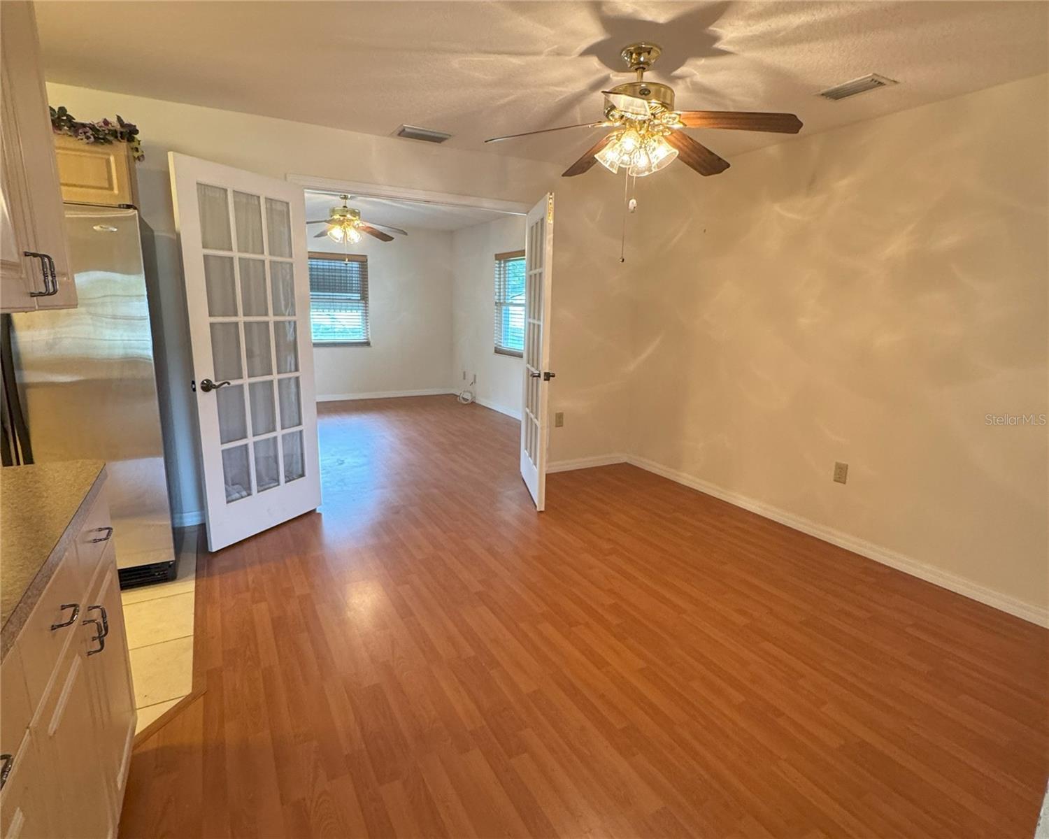 Image 3 of 34 For 37116 Nicole Avenue
