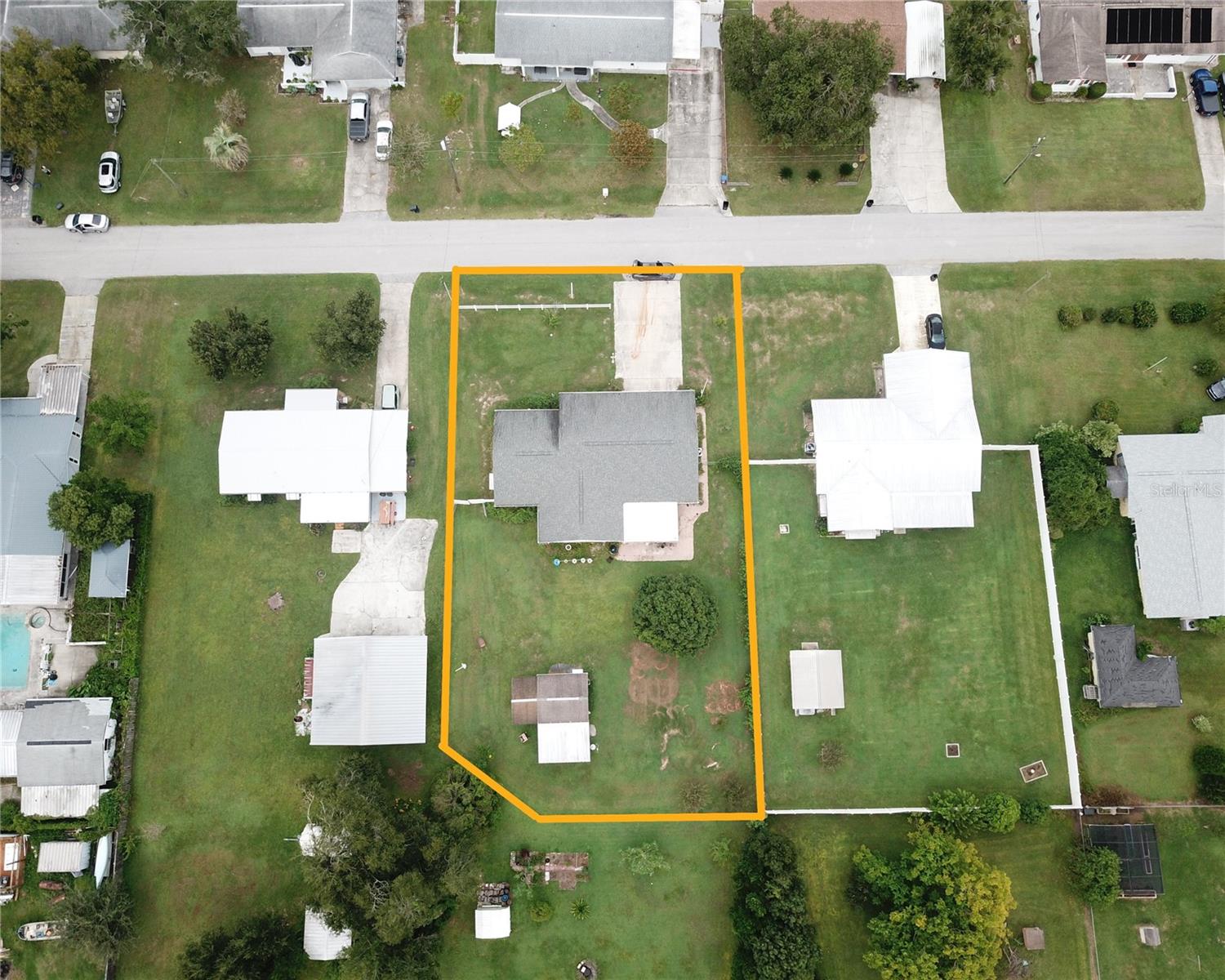 Image 33 of 34 For 37116 Nicole Avenue