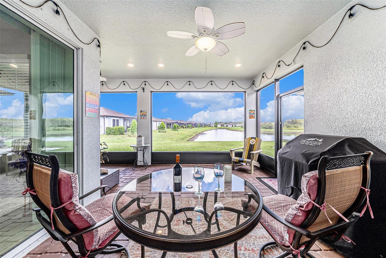 Image 21 of 30 For 19865 Sea Glass Circle