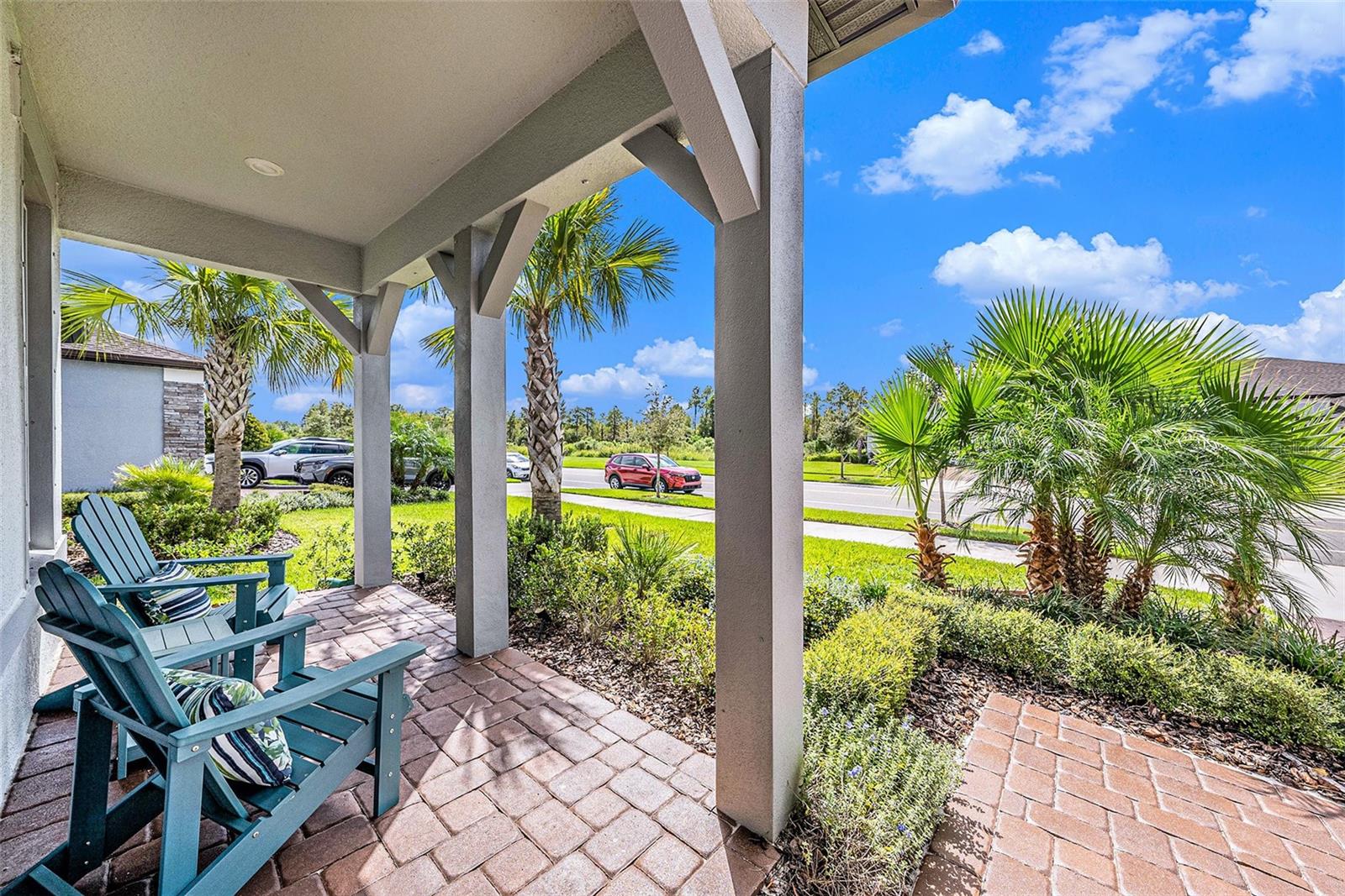 Image 4 of 30 For 19865 Sea Glass Circle