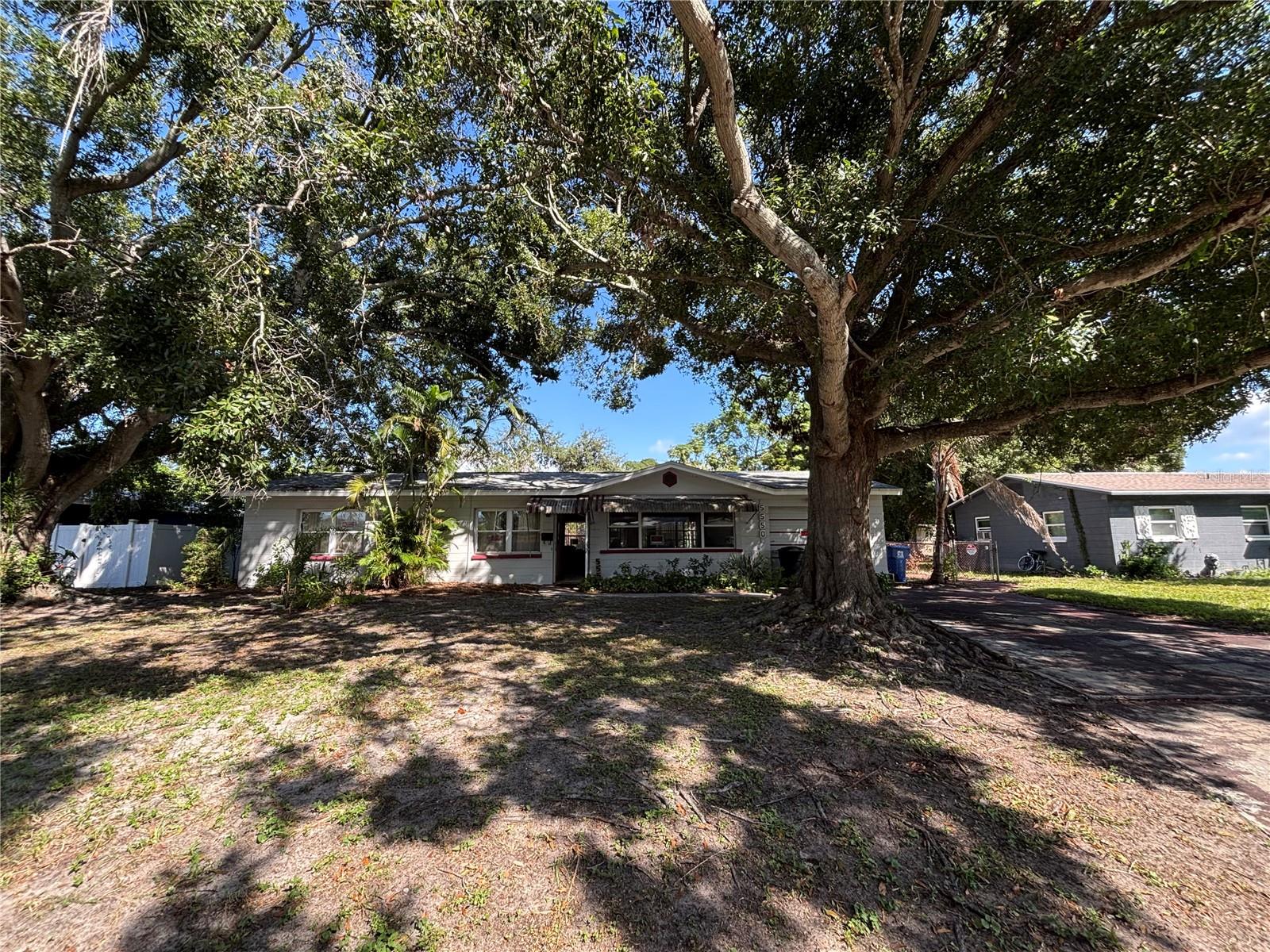 Details for 5550 5th Way S, ST PETERSBURG, FL 33705