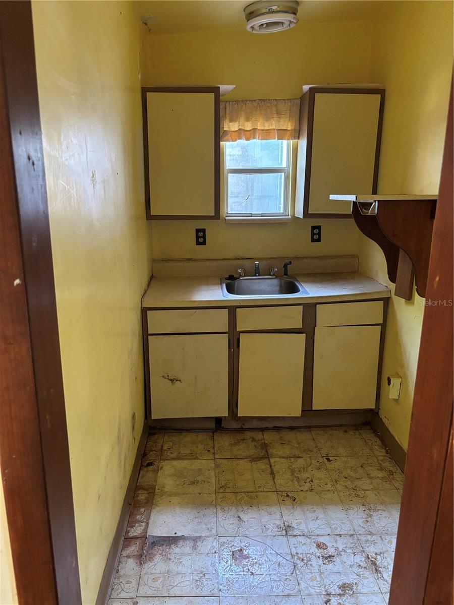 Image 9 of 20 For 5550 5th Way S