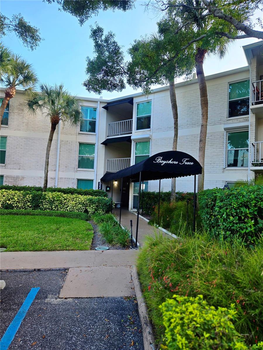 Details for 3325 Bayshore Boulevard F22, TAMPA, FL 33629