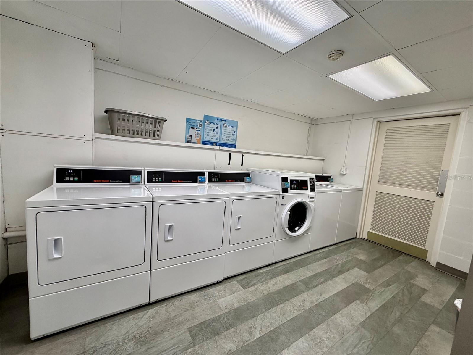 Image 20 of 20 For 3325 Bayshore Boulevard F22