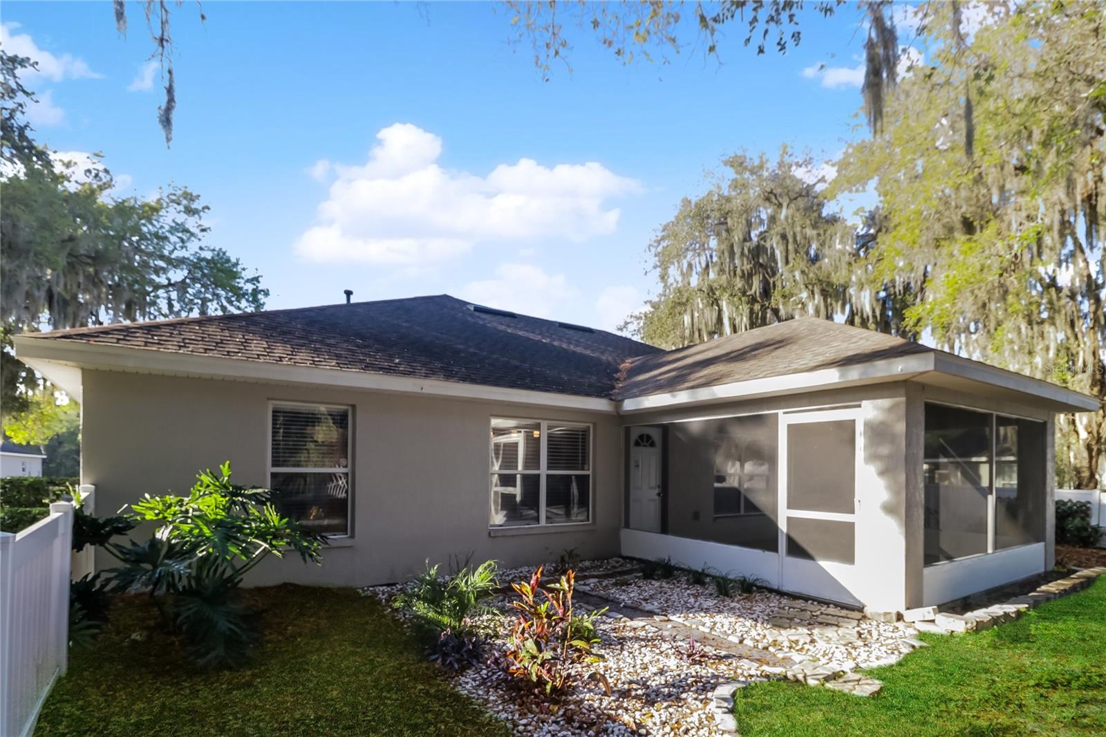 Image 15 of 15 For 2879 Blackwater Oaks Drive