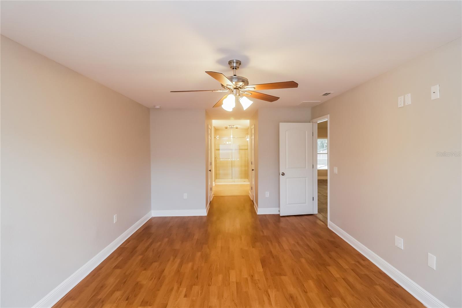 Image 8 of 15 For 2879 Blackwater Oaks Drive