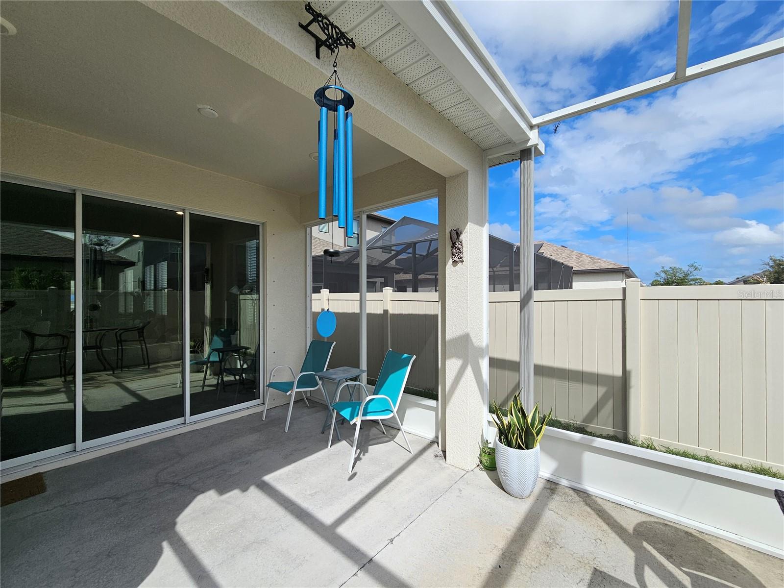 Image 18 of 22 For 1556 River Circle