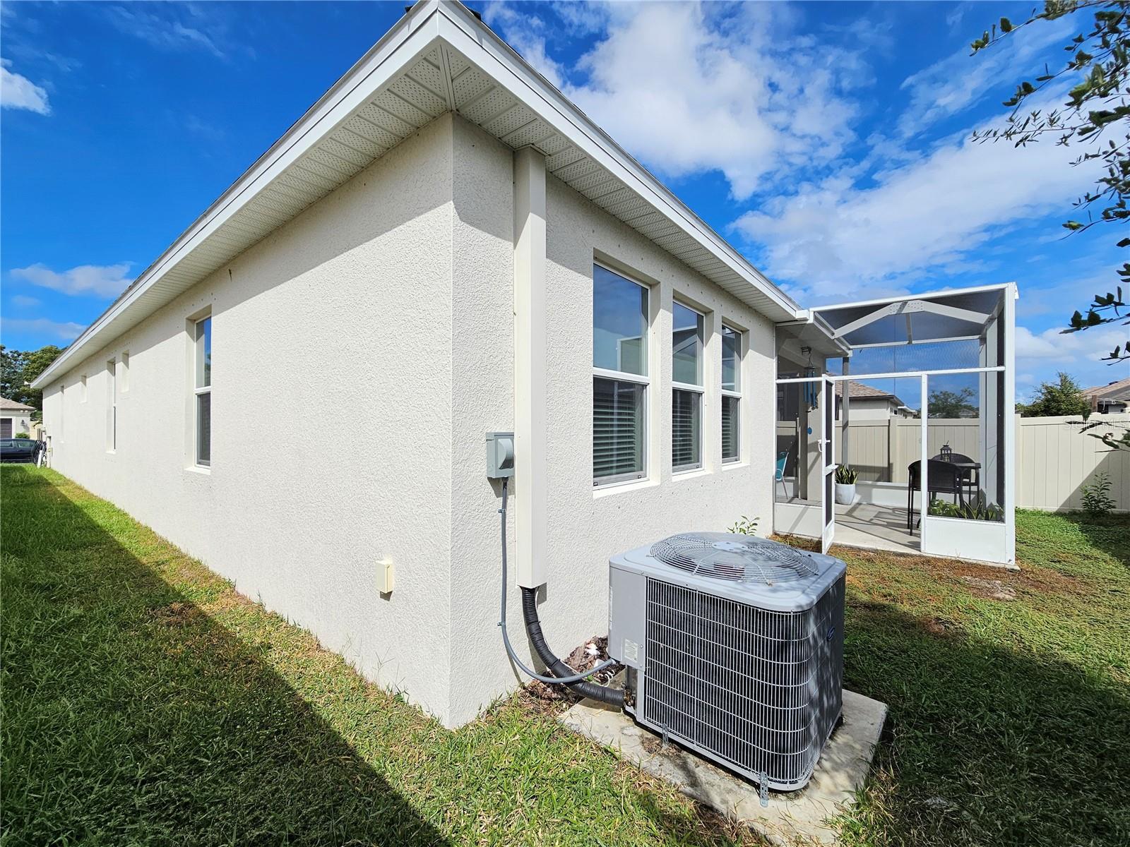 Image 21 of 22 For 1556 River Circle