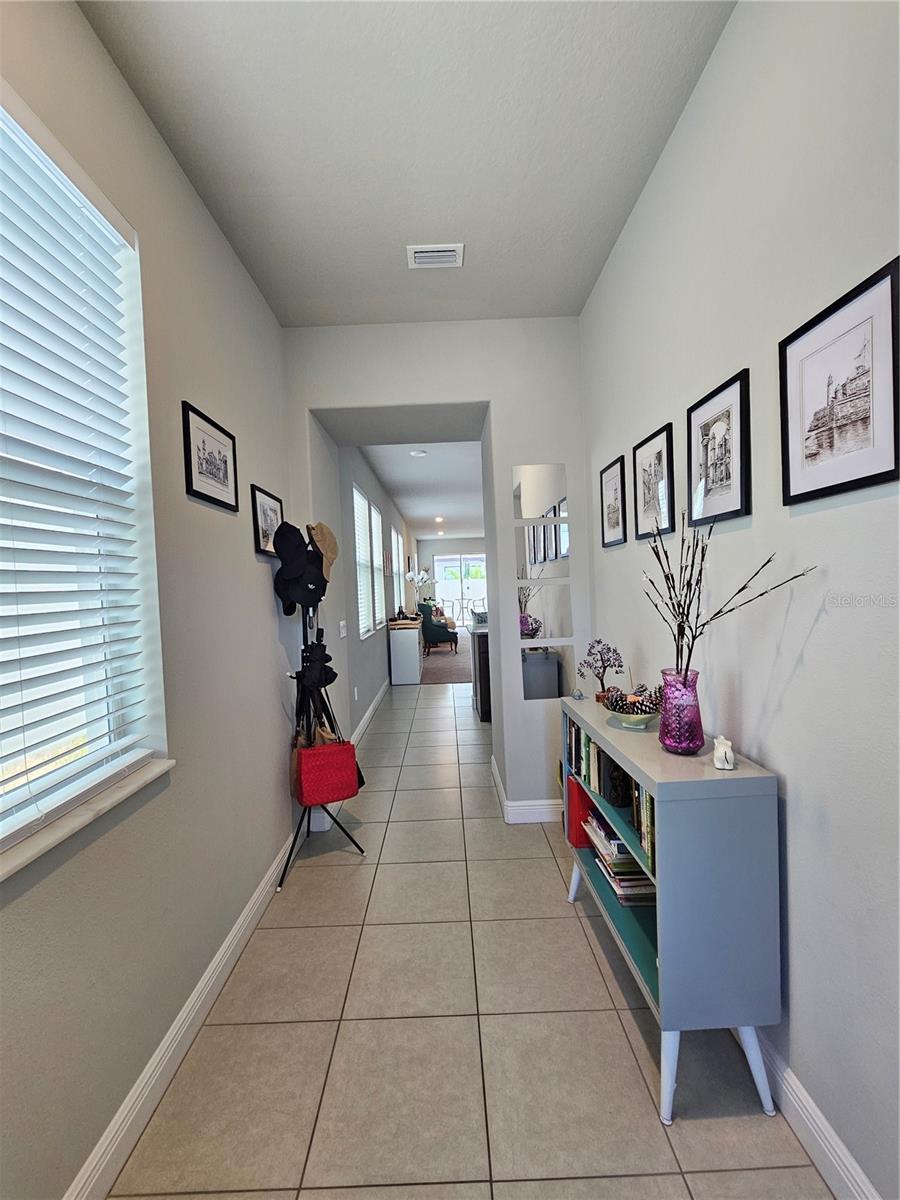 Image 5 of 22 For 1556 River Circle