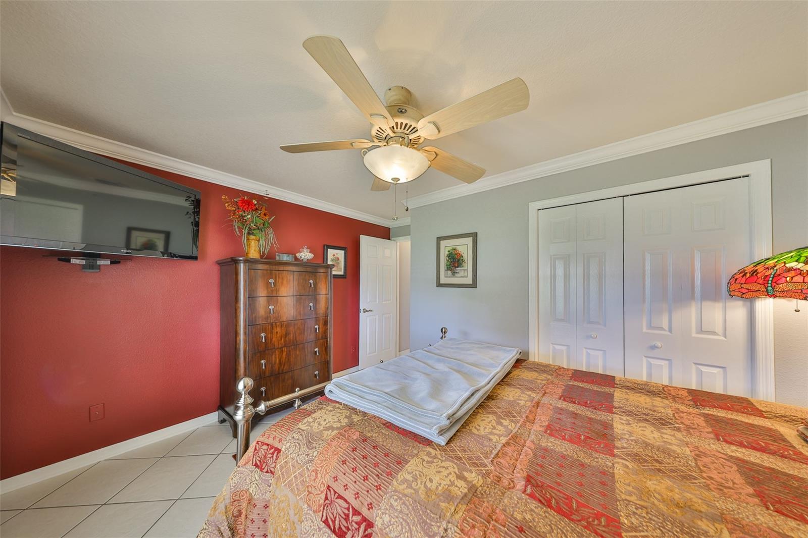 Image 12 of 35 For 6011 Country Walk Lane