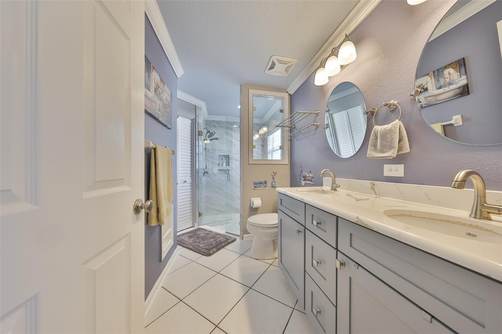 Image 16 of 35 For 6011 Country Walk Lane