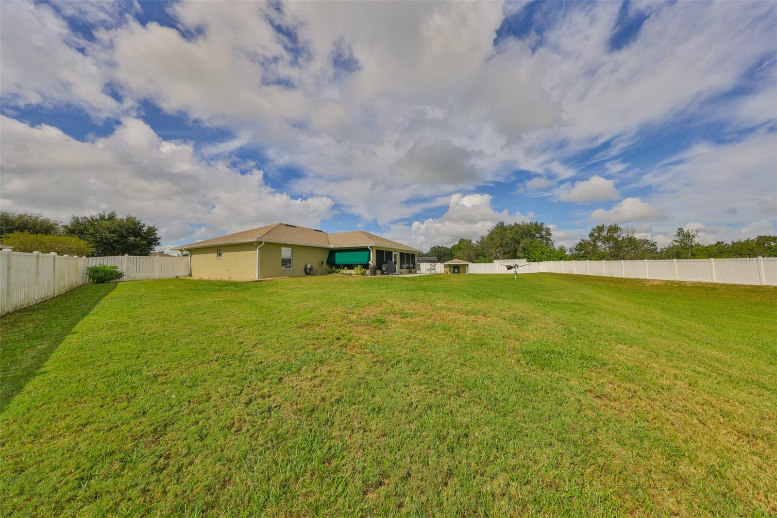 Image 24 of 35 For 6011 Country Walk Lane
