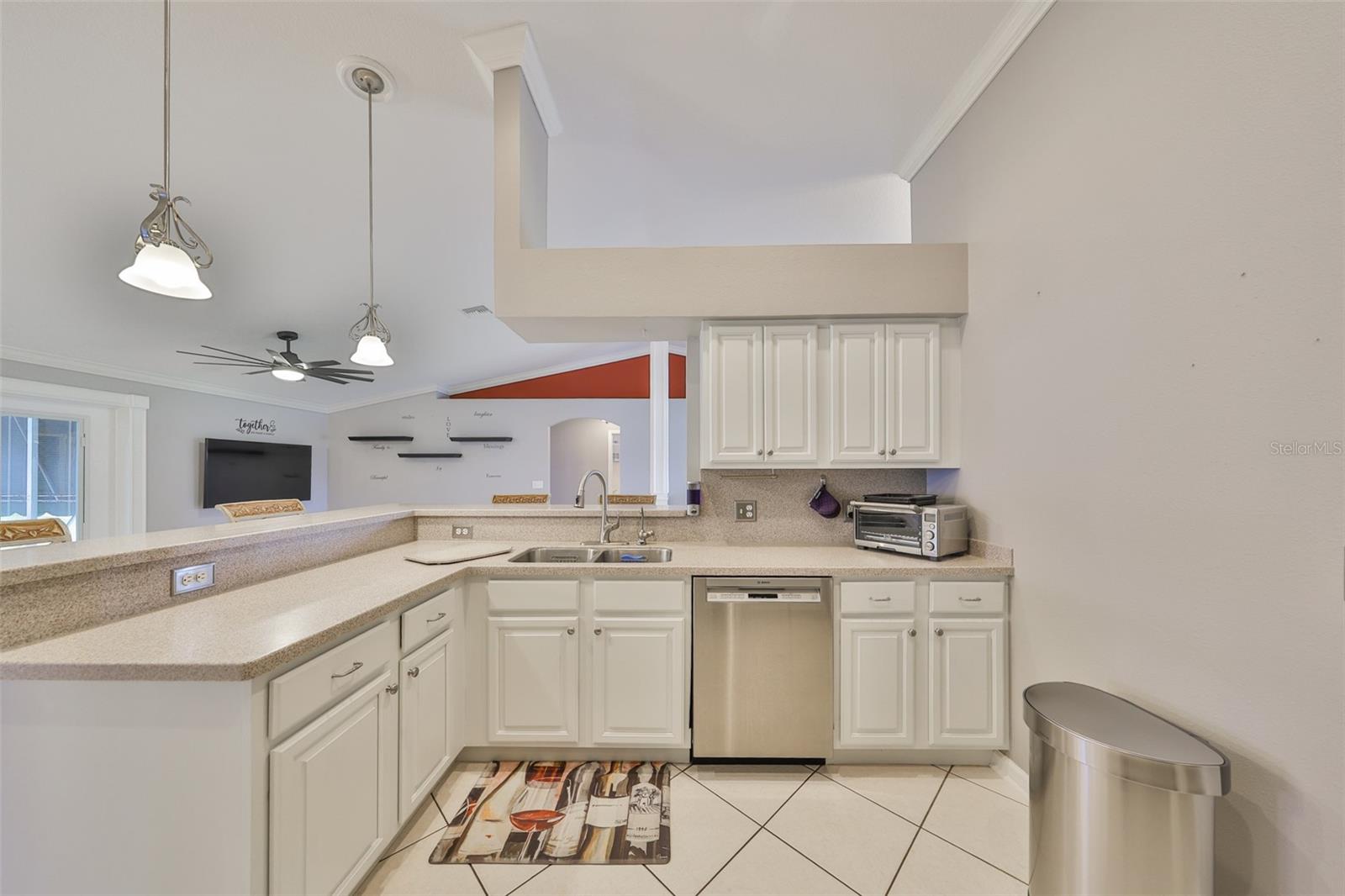 Image 9 of 35 For 6011 Country Walk Lane