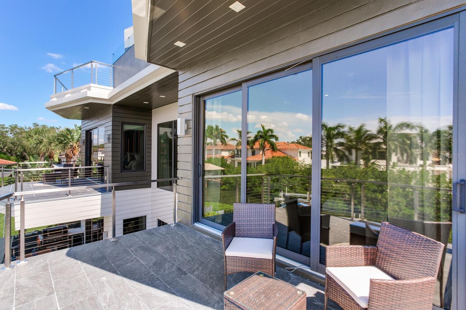 Listing photo id 34 for 5131 Neptune Way