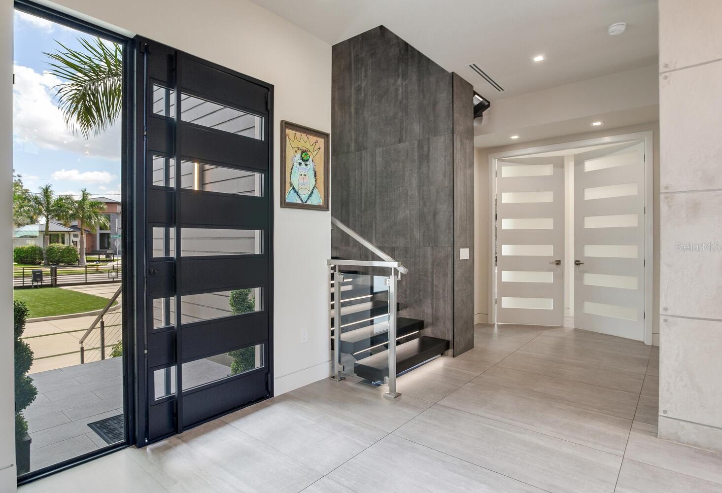 Listing photo id 2 for 5131 Neptune Way