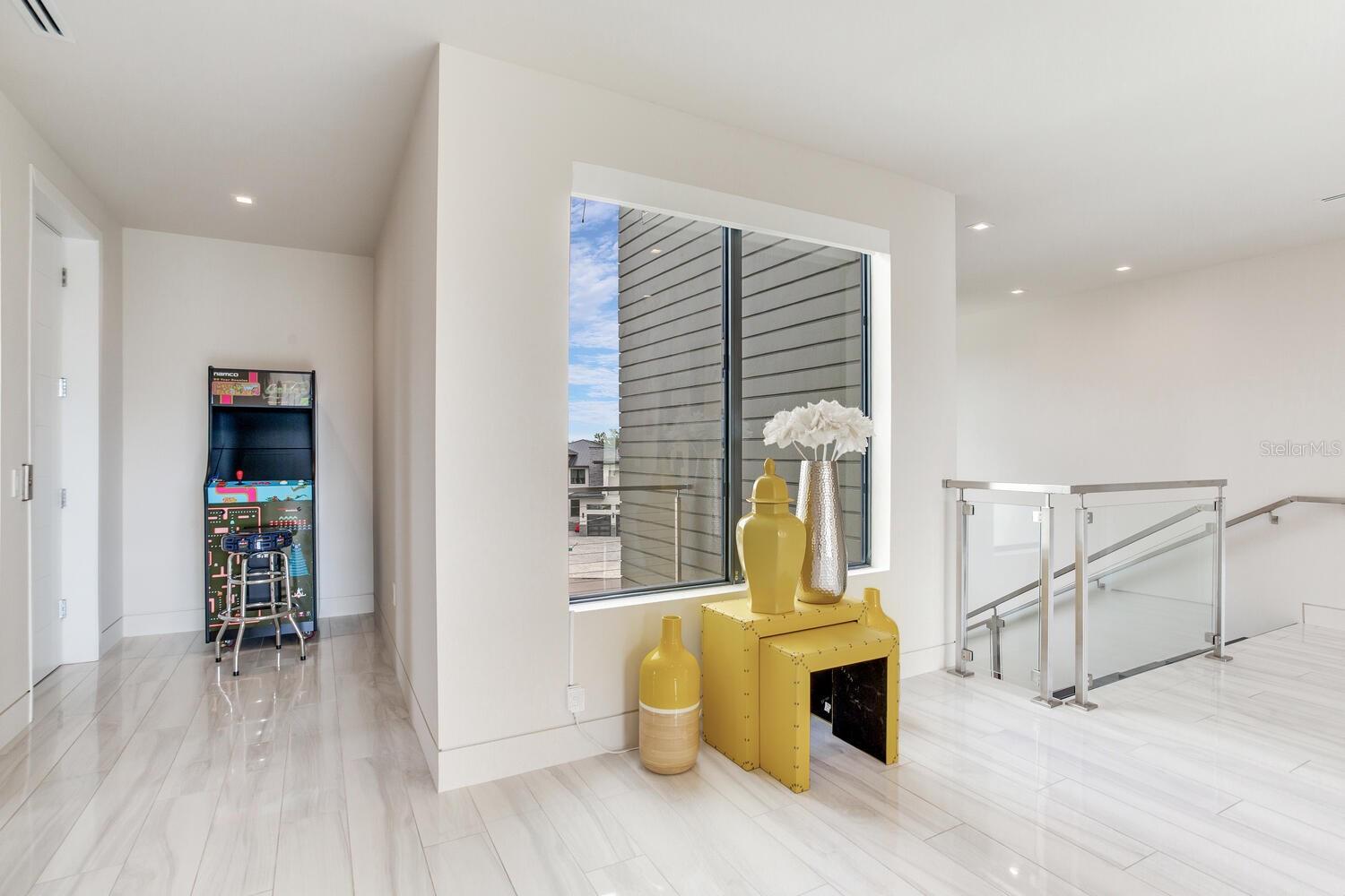Listing photo id 40 for 5131 Neptune Way