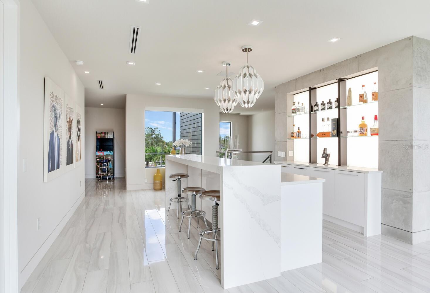 Listing photo id 42 for 5131 Neptune Way