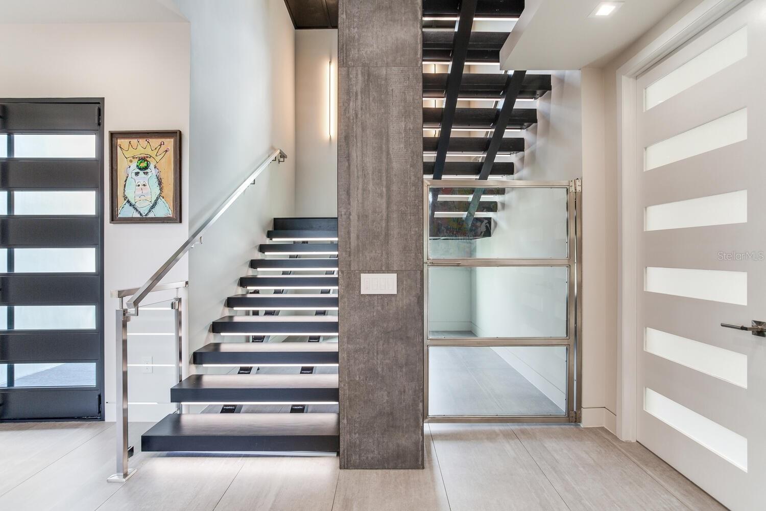 Listing photo id 3 for 5131 Neptune Way