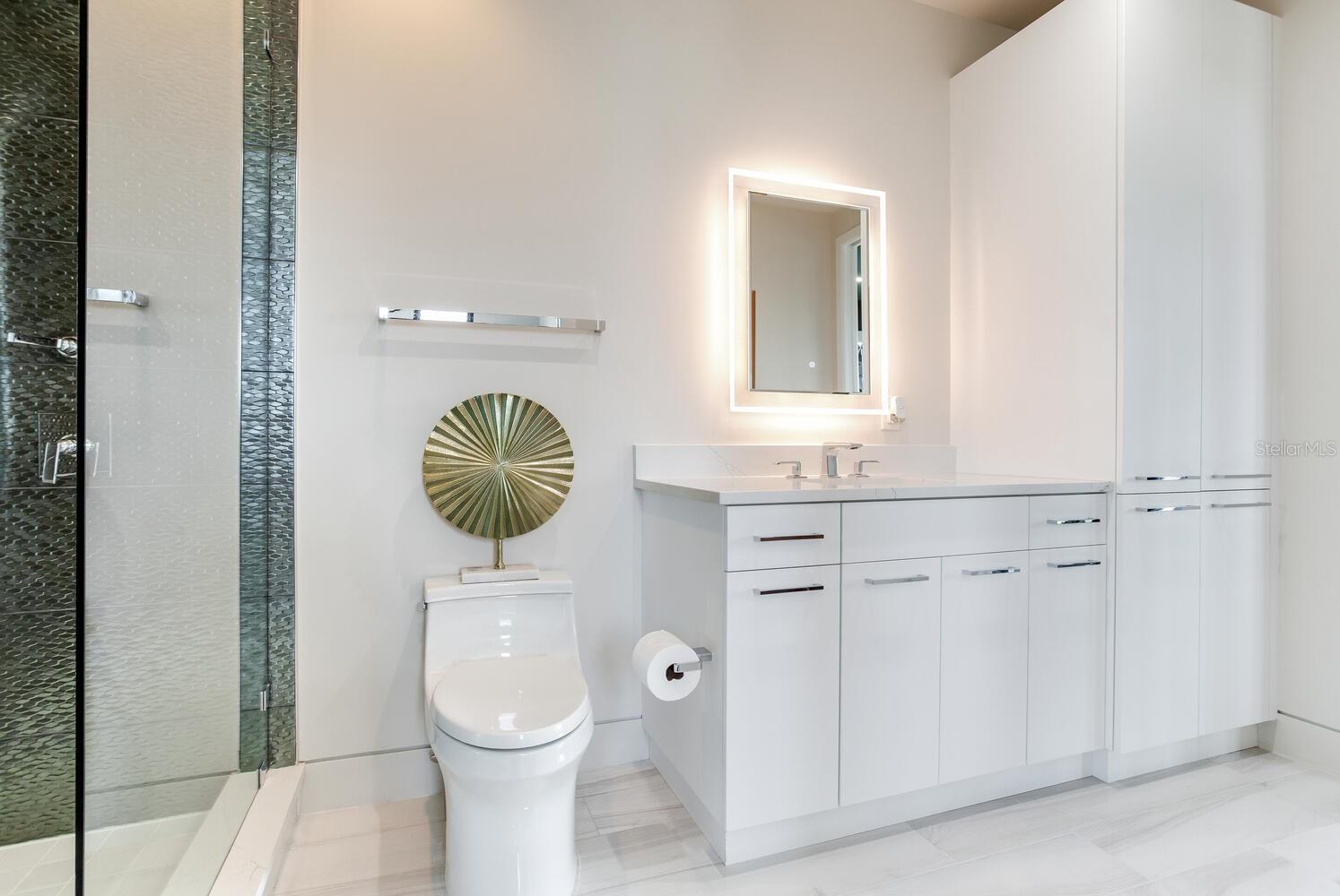 Listing photo id 48 for 5131 Neptune Way