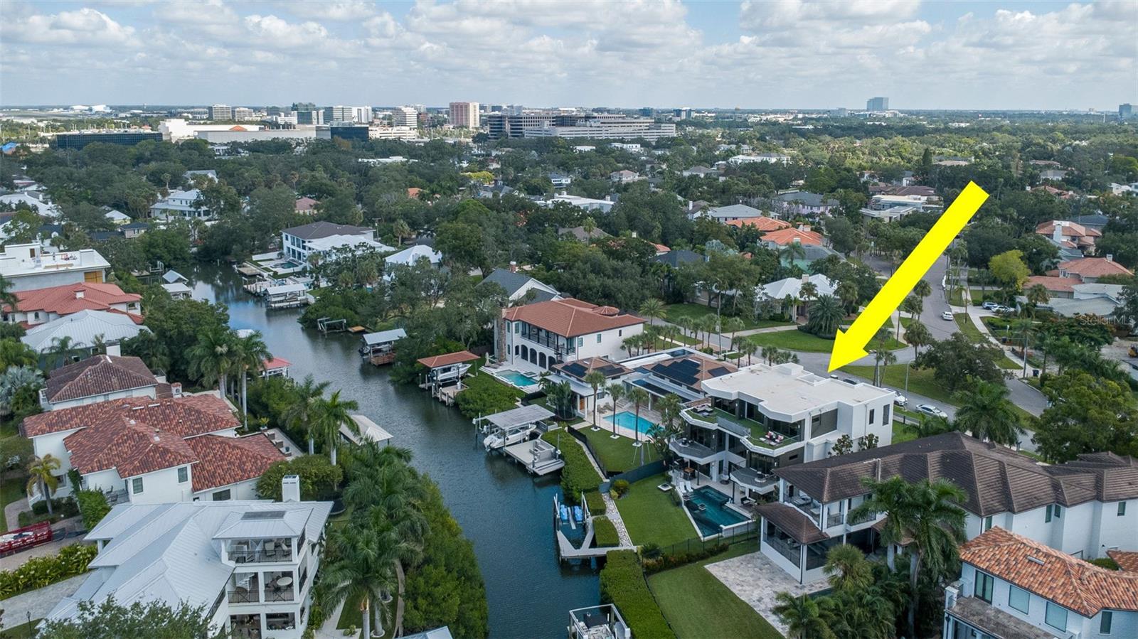 Listing photo id 70 for 5131 Neptune Way
