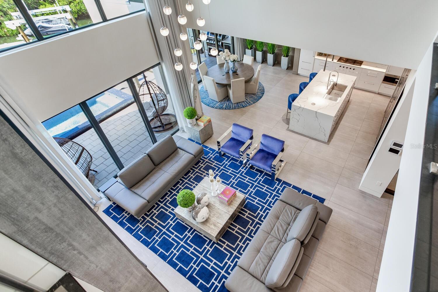 Listing photo id 7 for 5131 Neptune Way