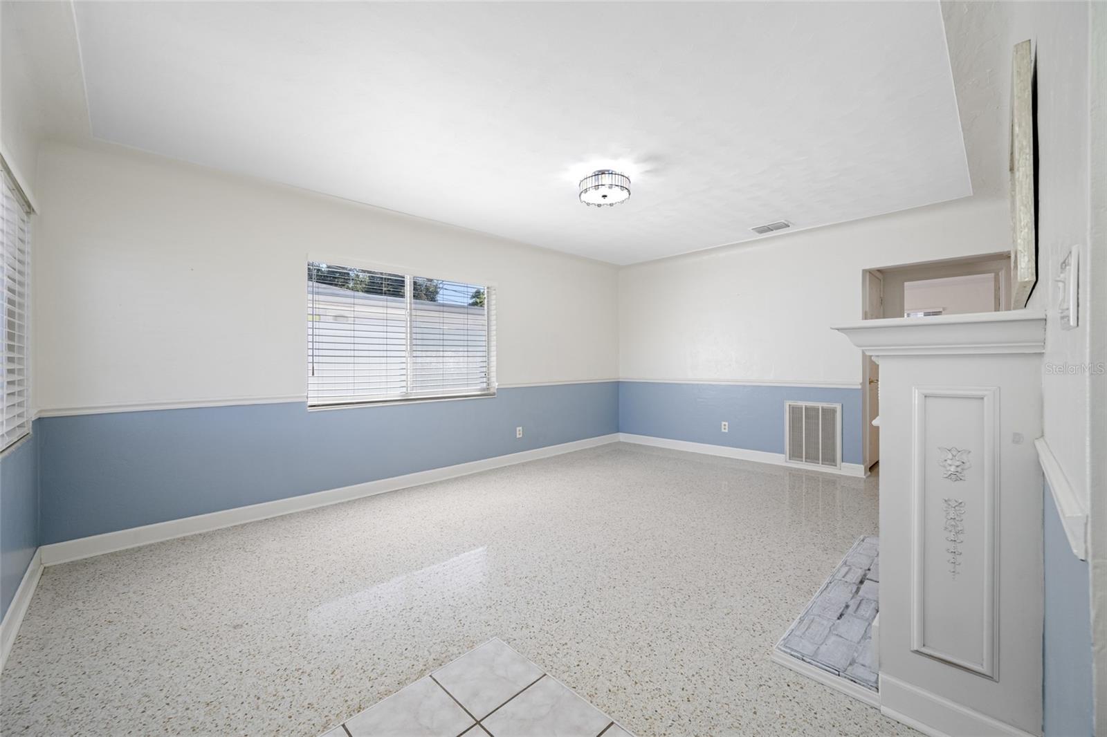 Image 18 of 64 For 1652 24th Avenue N