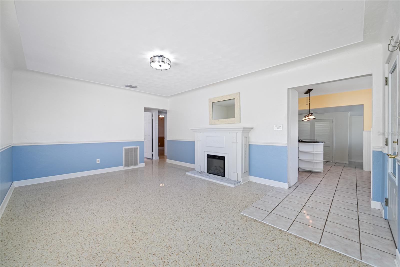 Image 20 of 64 For 1652 24th Avenue N