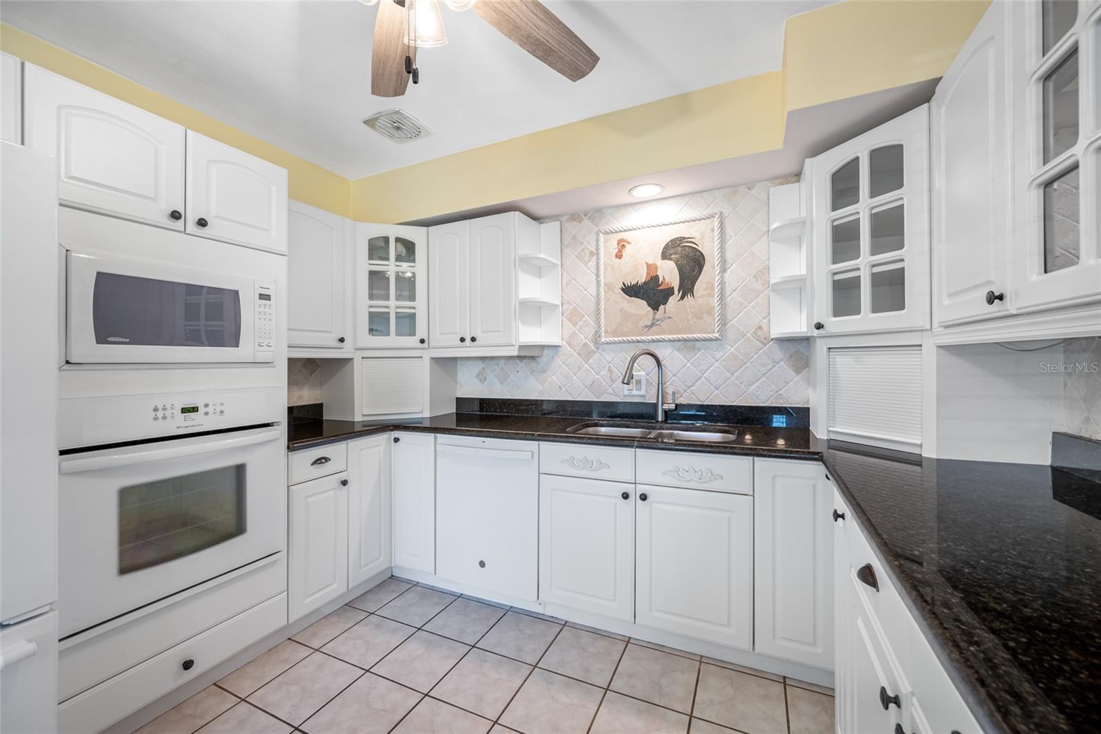 Image 22 of 64 For 1652 24th Avenue N