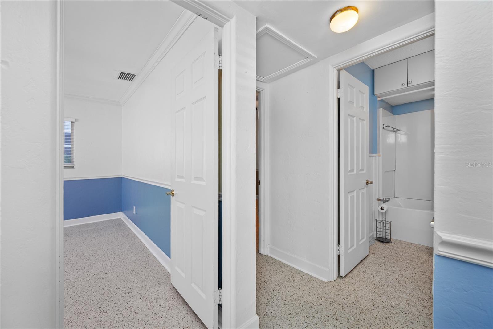 Image 37 of 64 For 1652 24th Avenue N