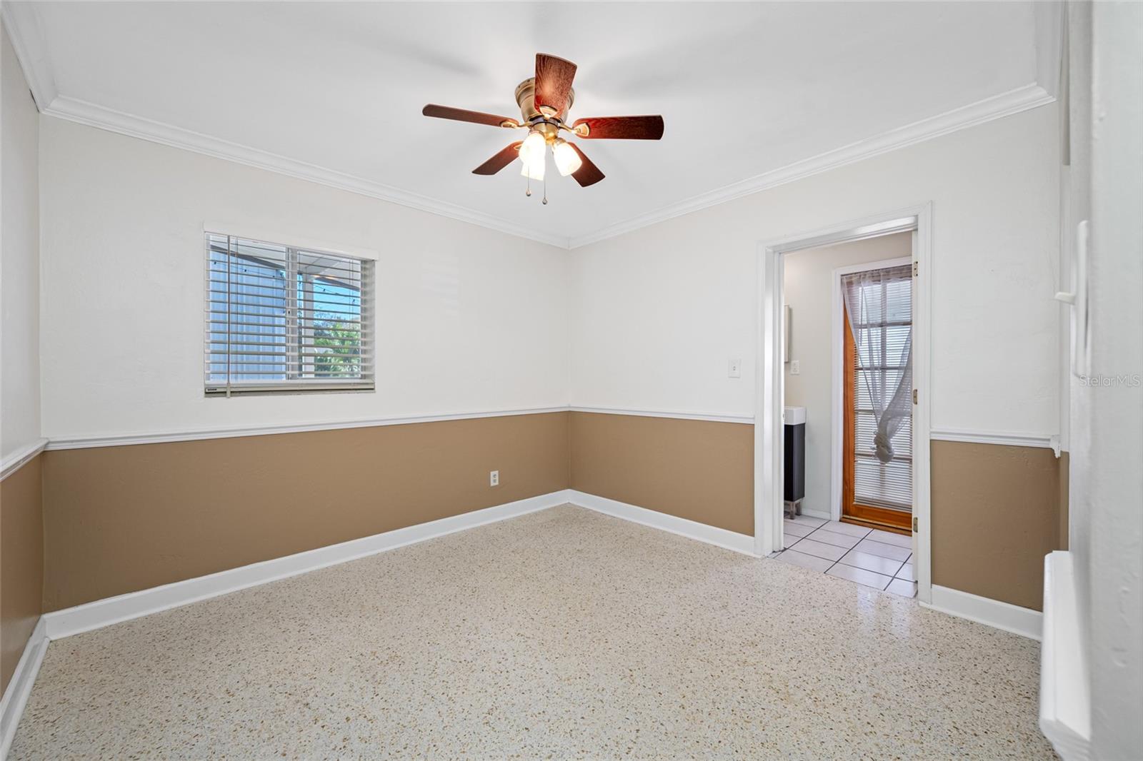 Image 44 of 64 For 1652 24th Avenue N