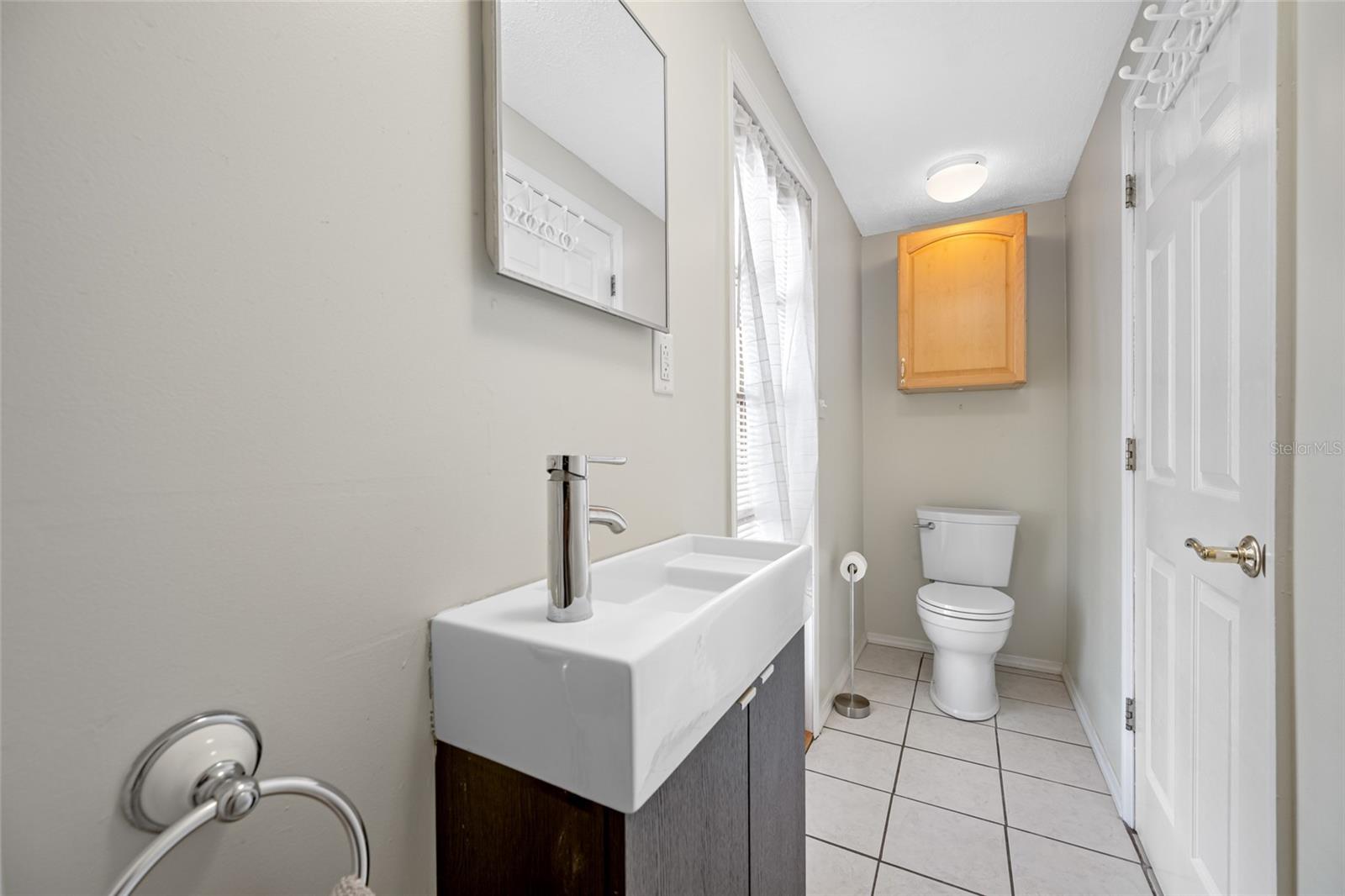 Image 48 of 64 For 1652 24th Avenue N