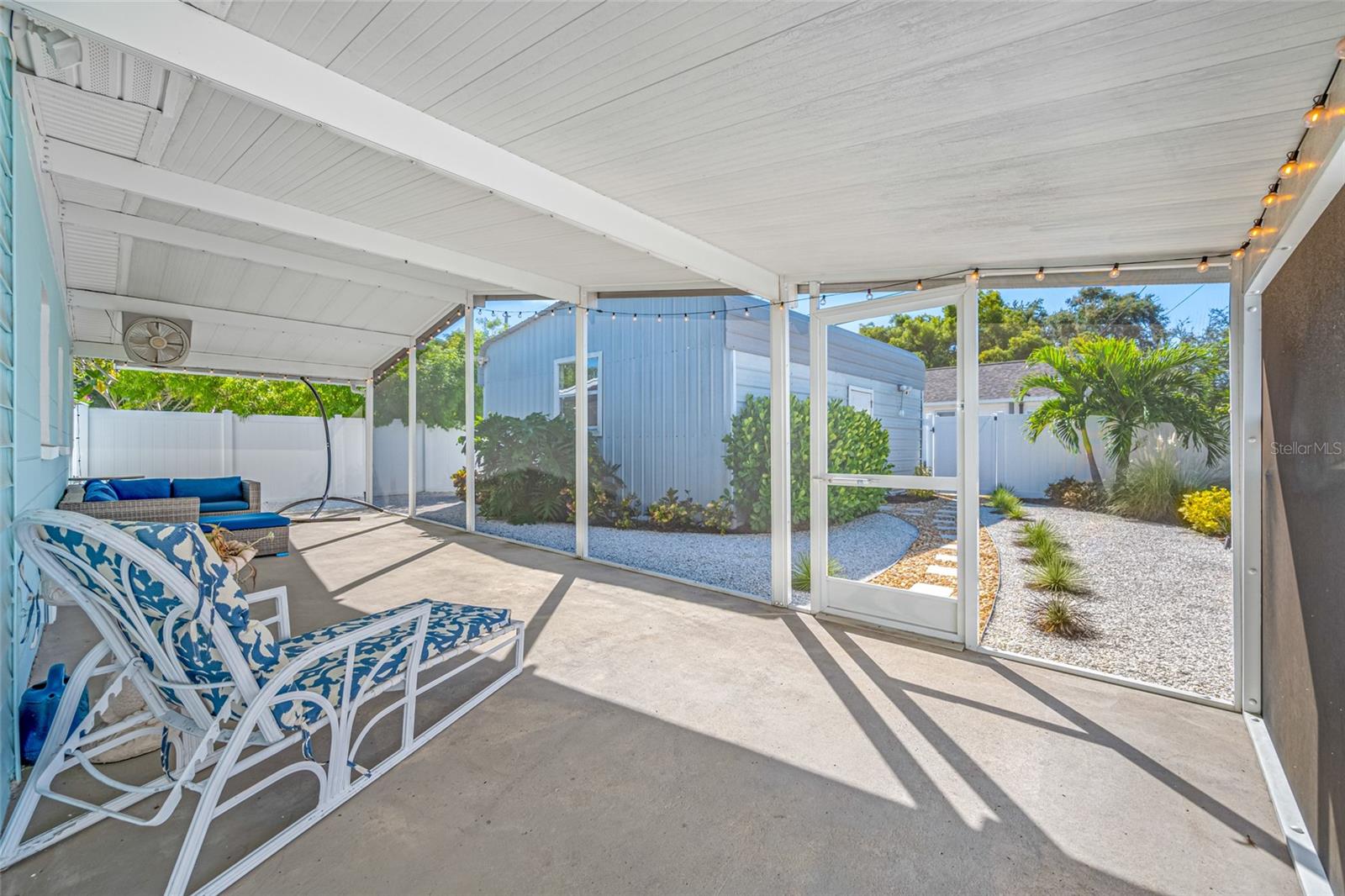 Image 56 of 64 For 1652 24th Avenue N