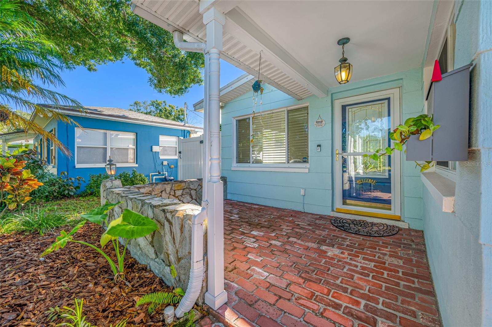 Image 6 of 64 For 1652 24th Avenue N