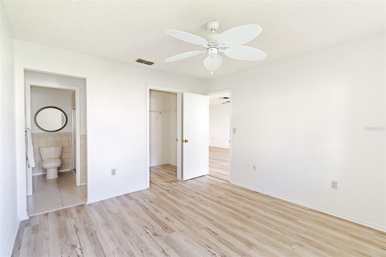 Image 13 of 29 For 7517 Greystone Drive N-a