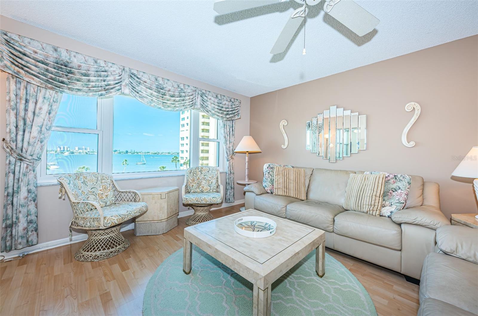 Image 11 of 51 For 4550 Cove Circle 502