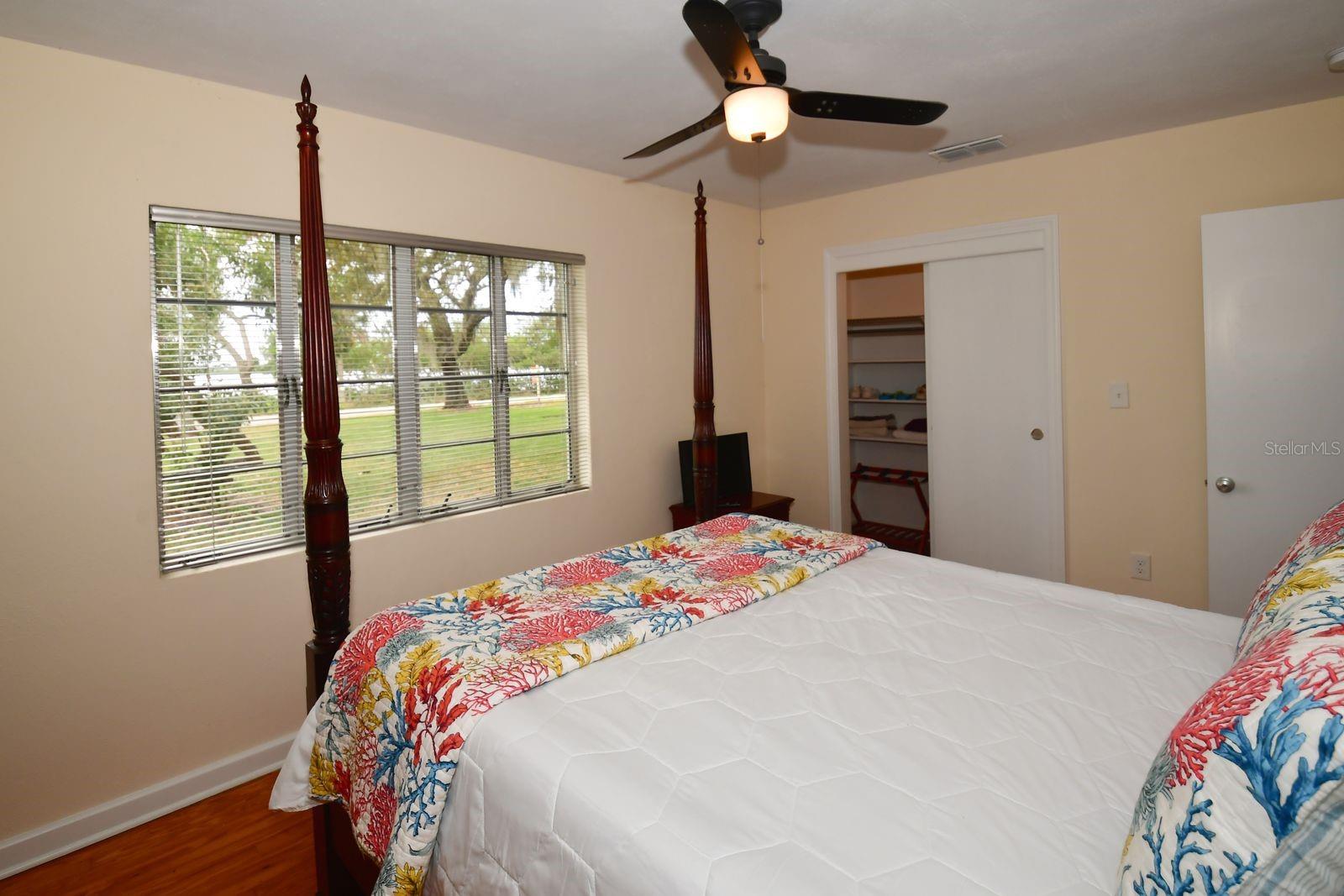 Image 29 of 62 For 160 Bayshore Drive