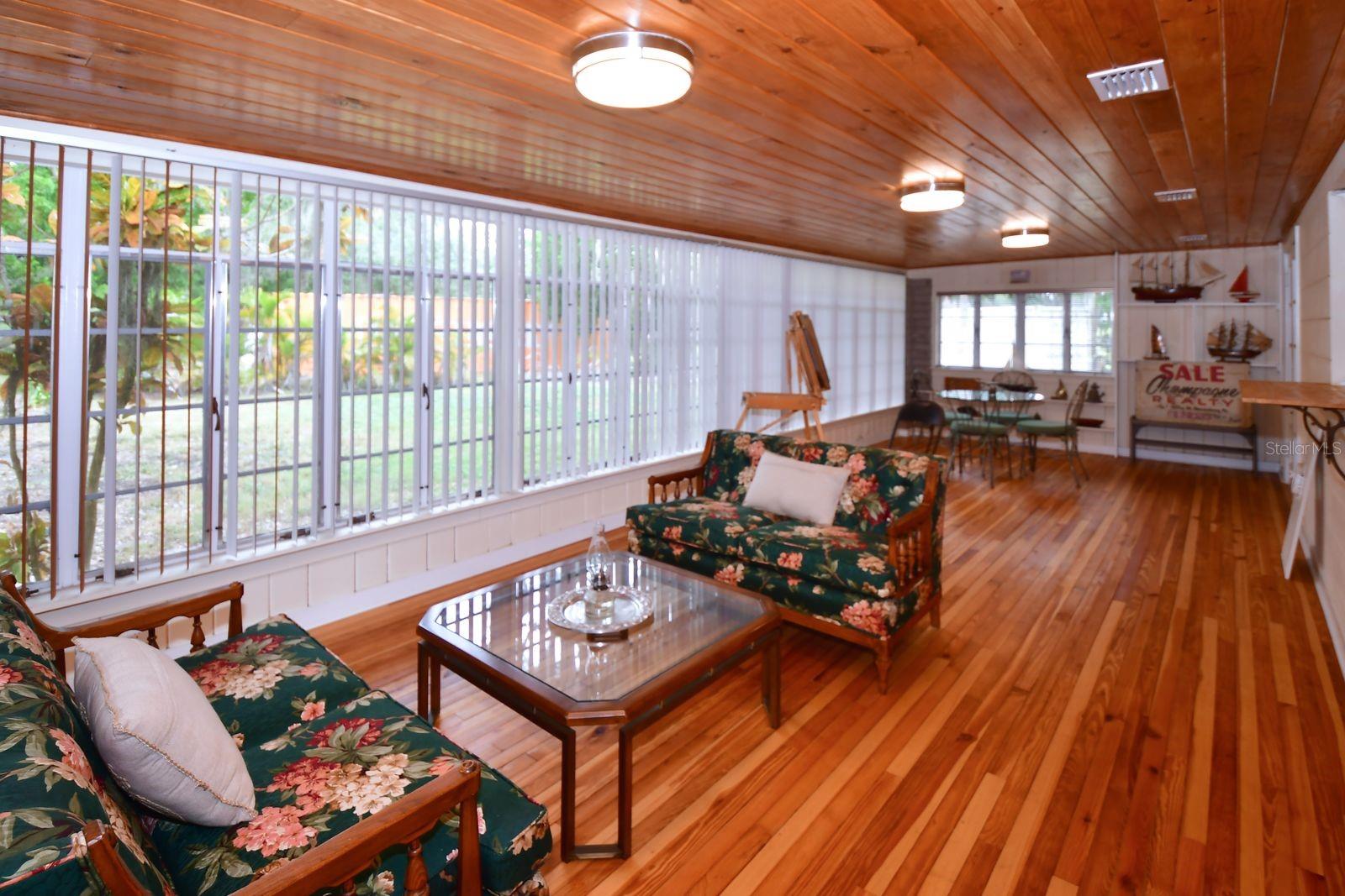 Image 43 of 62 For 160 Bayshore Drive