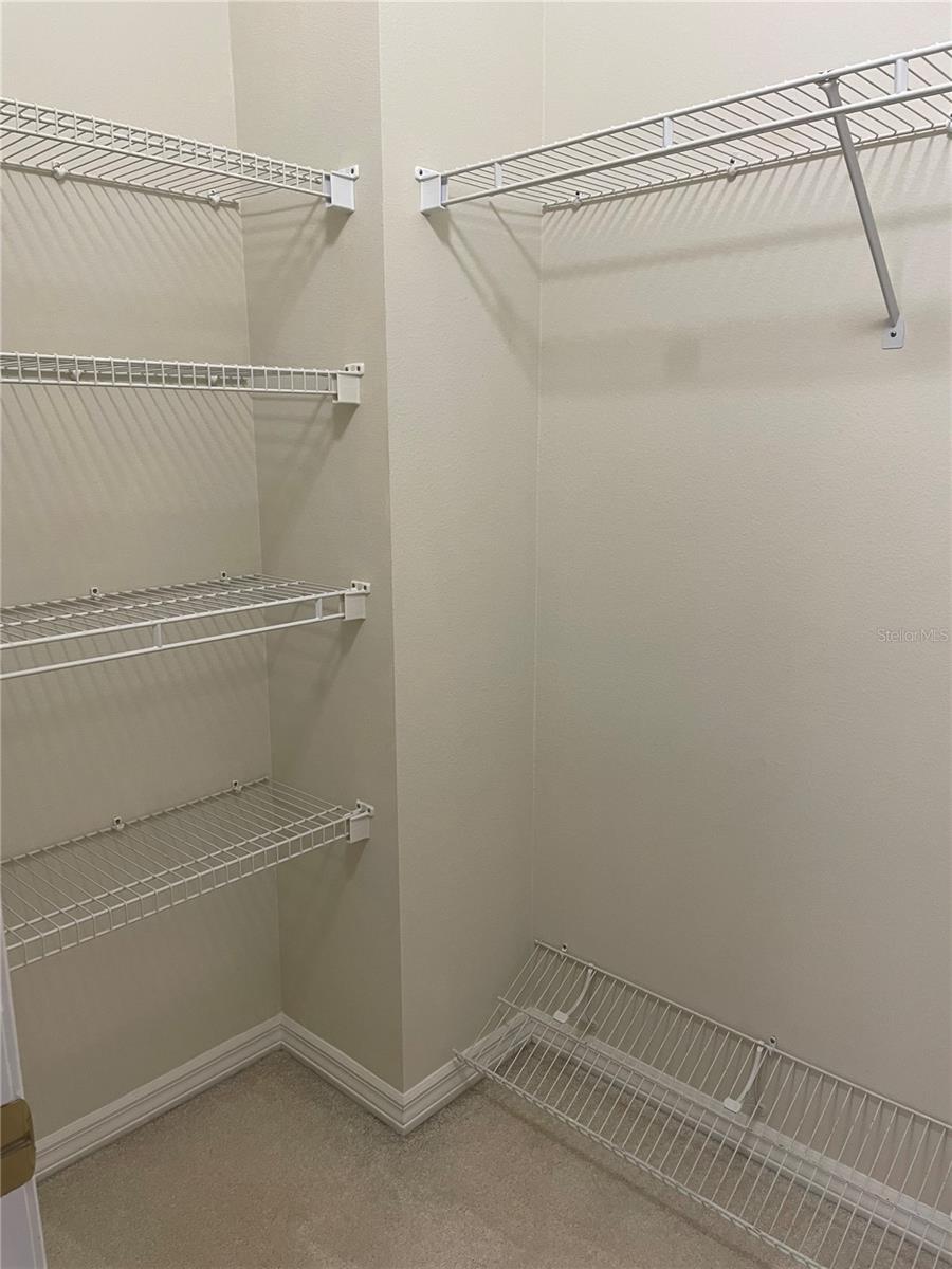 Image 23 of 46 For 323 Madeira Circle