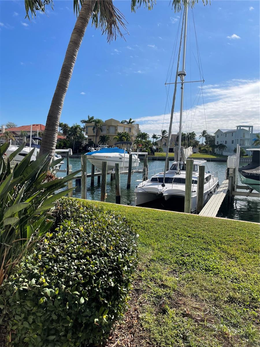 Image 40 of 46 For 323 Madeira Circle