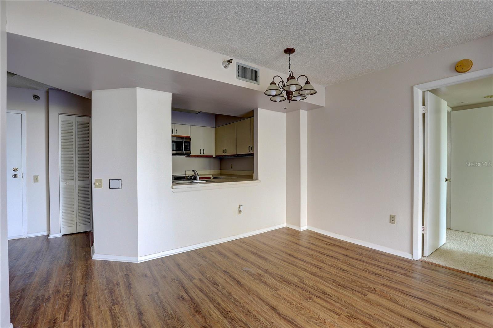 Image 10 of 35 For 2333 Feather Sound Drive A401