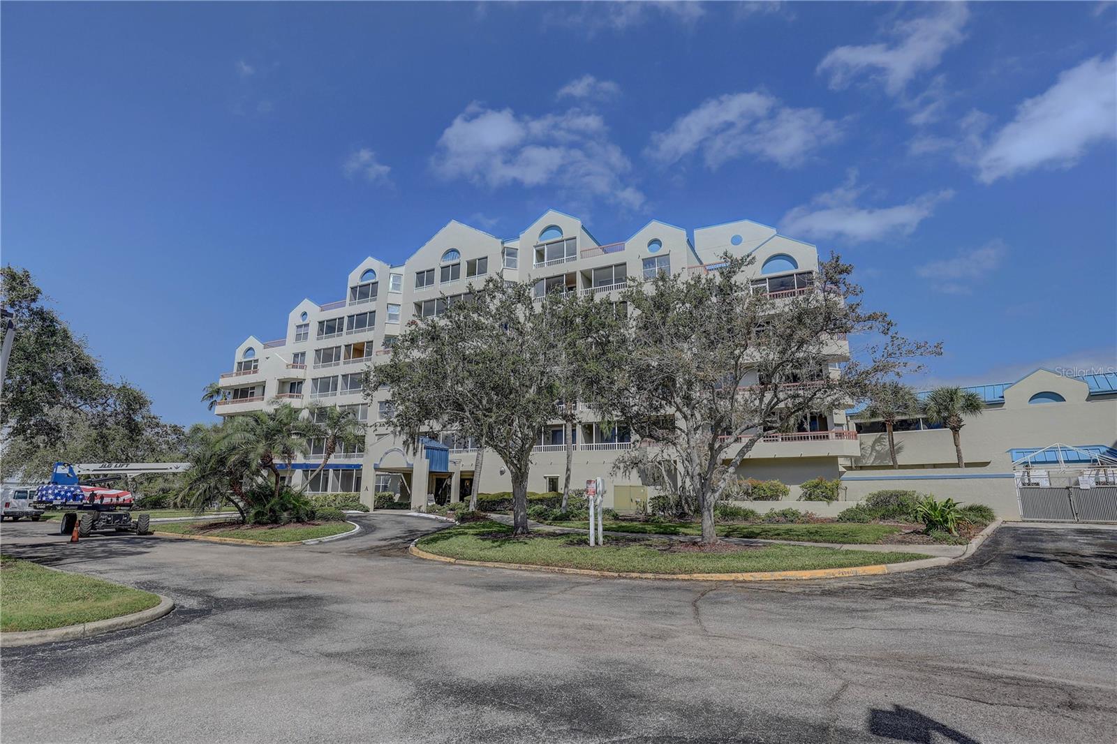 Image 2 of 35 For 2333 Feather Sound Drive A401