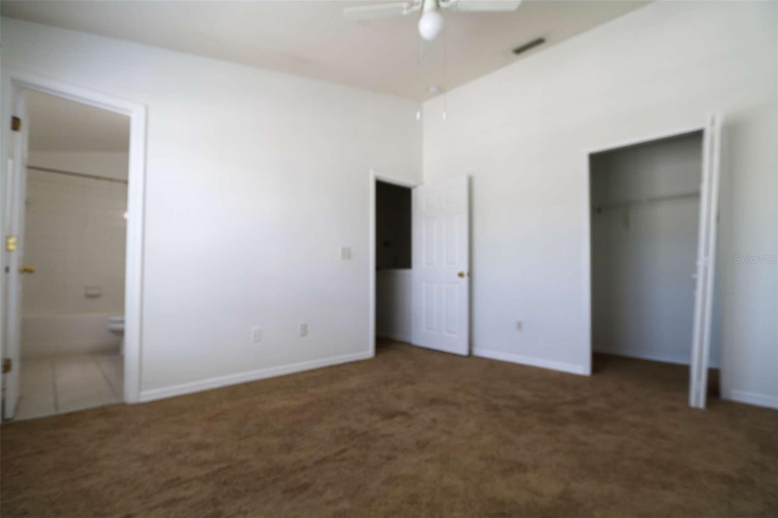 Image 15 of 21 For 6142 Olivedale Drive