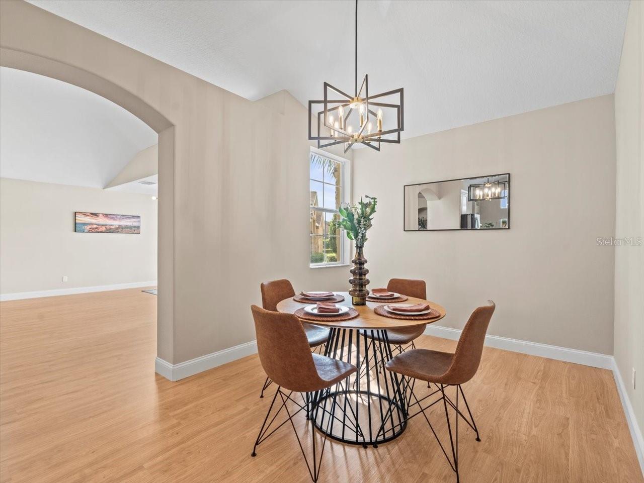 Image 13 of 72 For 6840 Sparkling Way