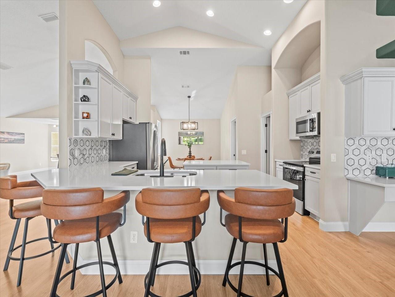 Image 25 of 72 For 6840 Sparkling Way