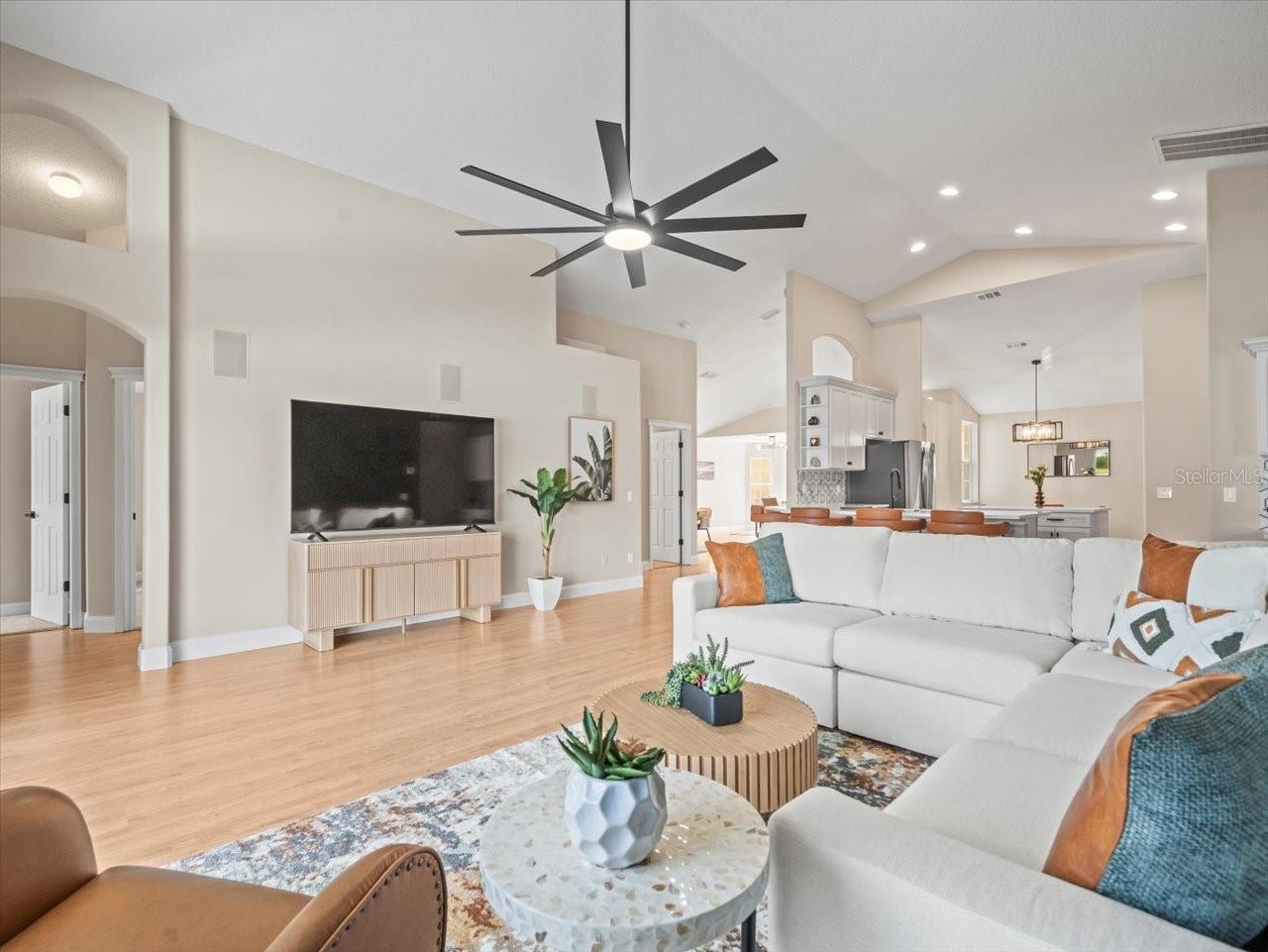 Image 31 of 72 For 6840 Sparkling Way