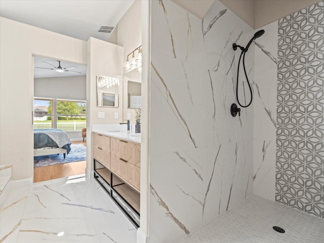 Image 38 of 72 For 6840 Sparkling Way