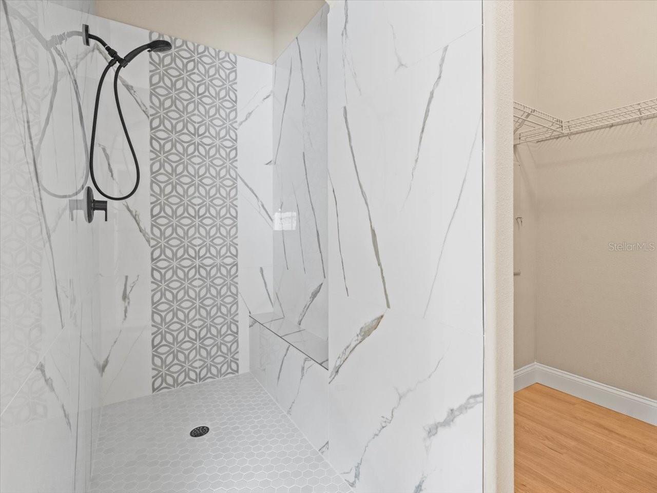 Image 39 of 72 For 6840 Sparkling Way